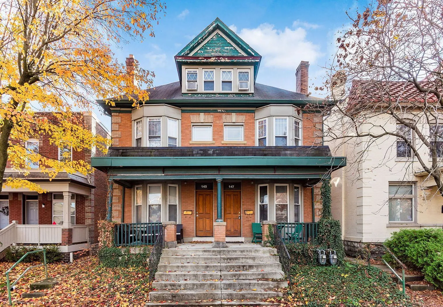 5 bed, 1.5 bath, $3,225 — Photo 1