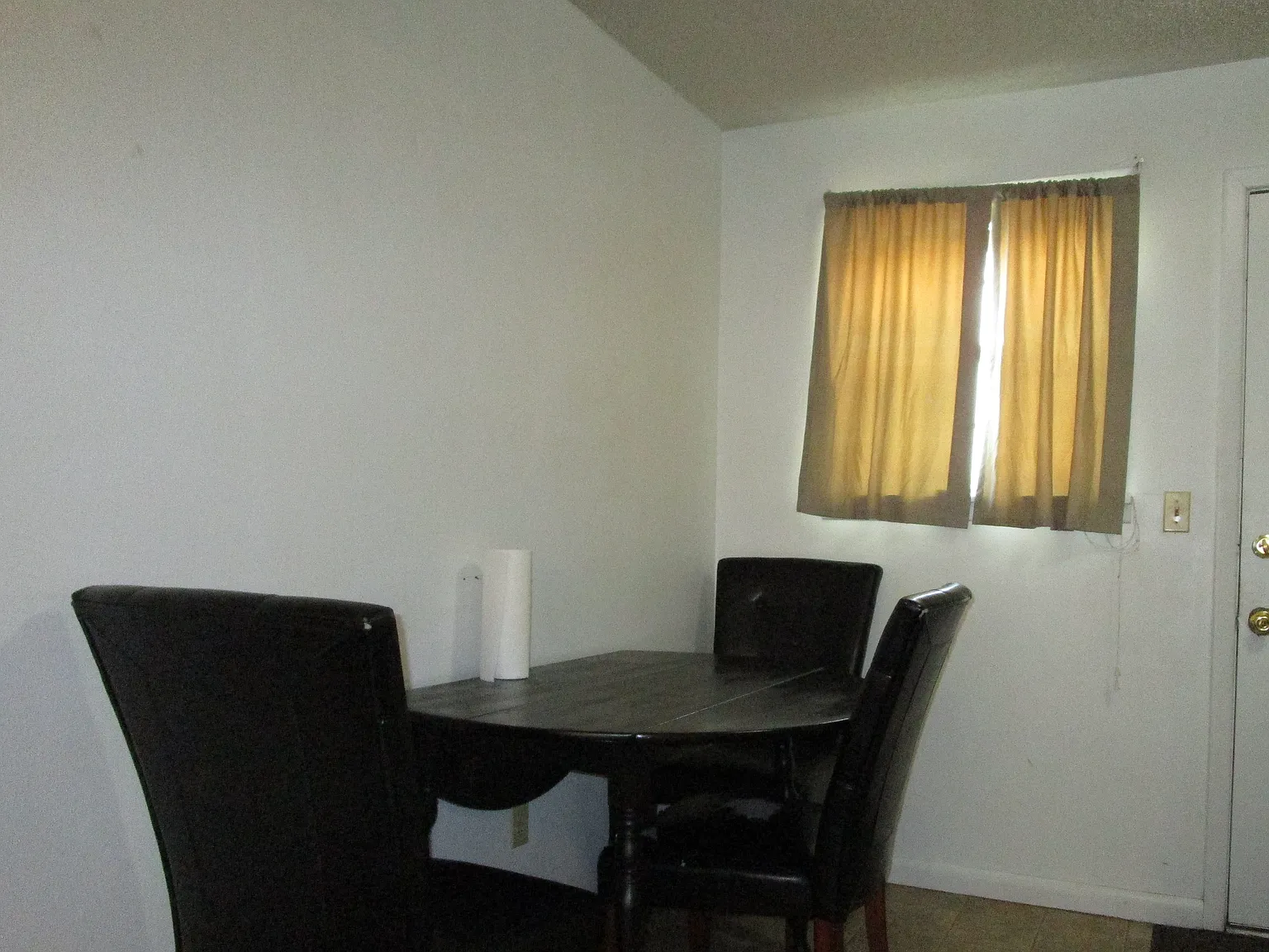 1 bed, $750 — Photo 4