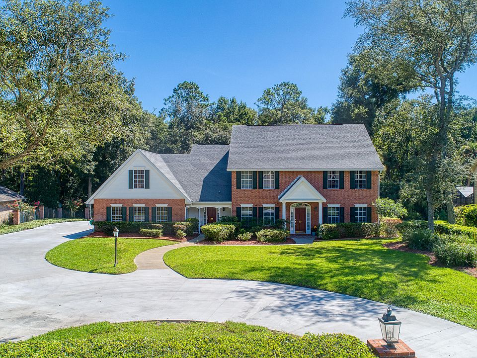 1st image of 22 Winding Creek Way