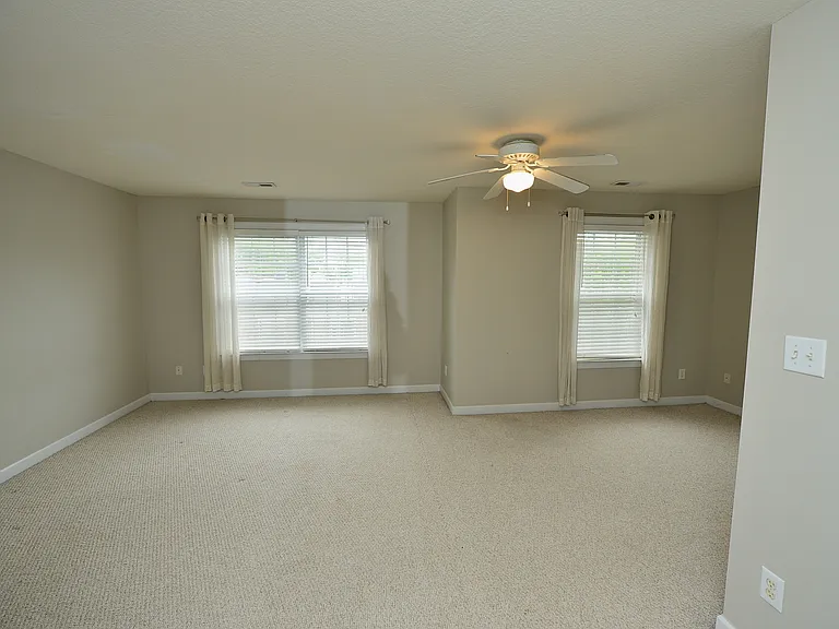 732 Sequoia Way — Photo 21