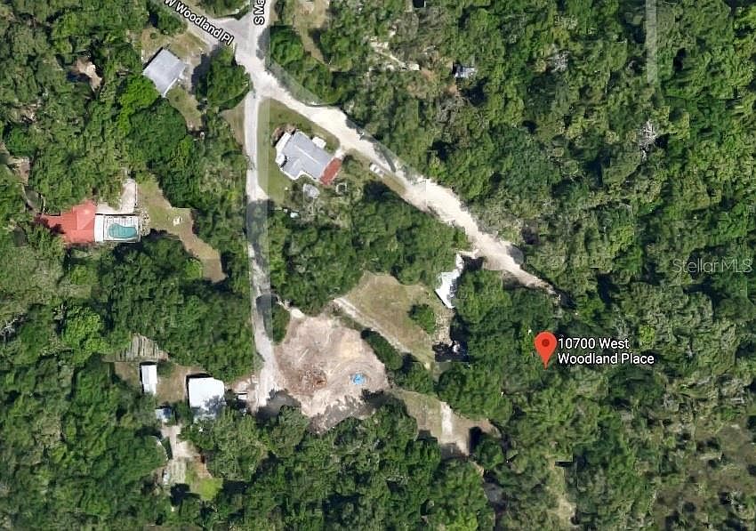 1st image of 10700 W Woodland Pl