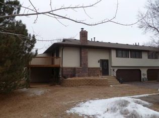 10712 Cavell Rd, Bloomington, MN 55438