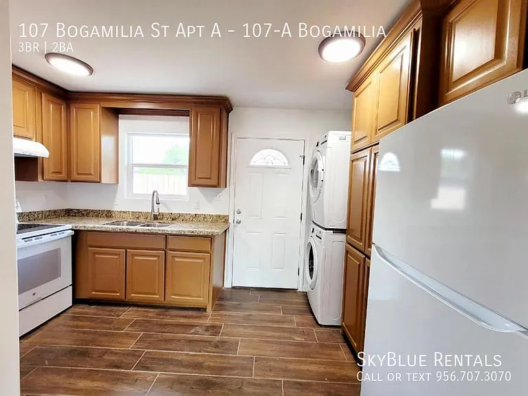 107 Bogamilia St #A — Photo 4
