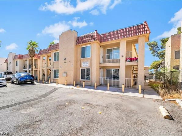 5303 Del Gado Dr APT B, Las Vegas, NV 89103