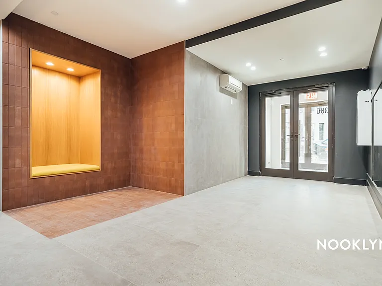 380 Grove St #3C — Photo 10