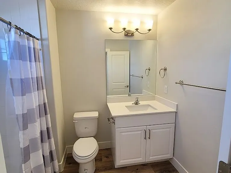538 N 550 W — Photo 15