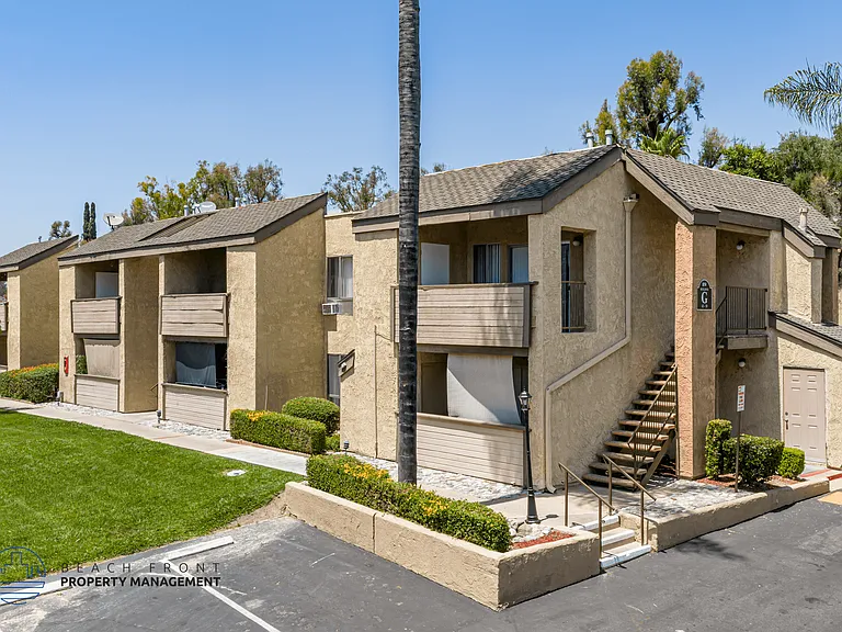 Rollingwood Apartments — Photo 19
