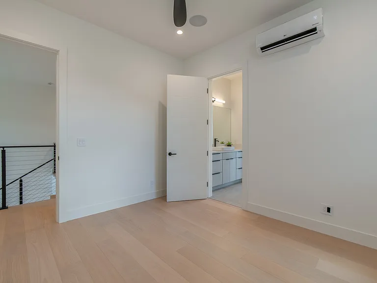 111 Mehana Rd — Photo 20