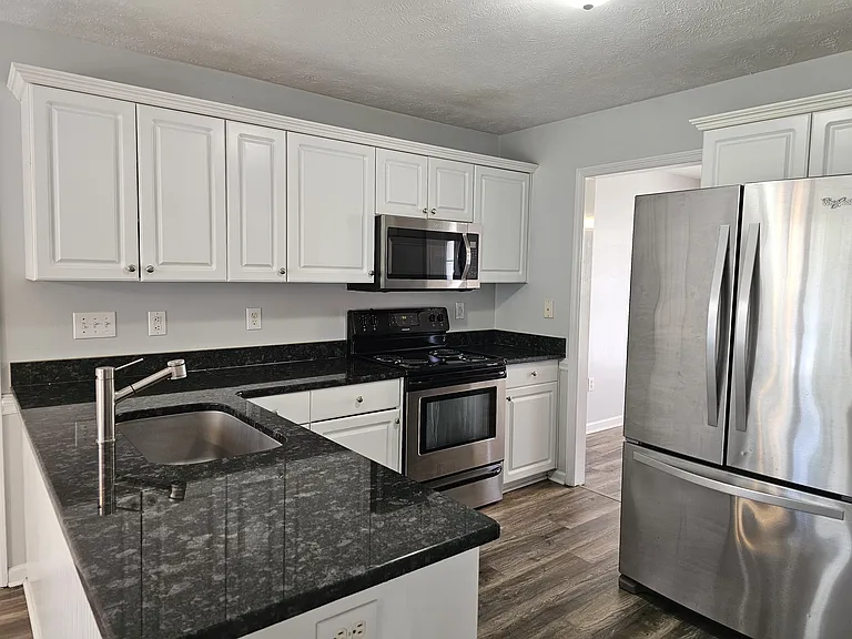 8535 English Saddle Dr — Photo 15