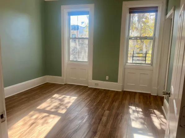 92 Leonard Street image 2 of 11