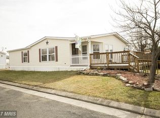 7 Raspberry Ct, Middle River, MD 21220