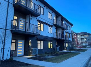 320 Mills Rd #5, Kelowna, BC V1X4G8