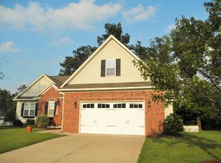5822 Rainsford Dr, Fayetteville, NC 28311