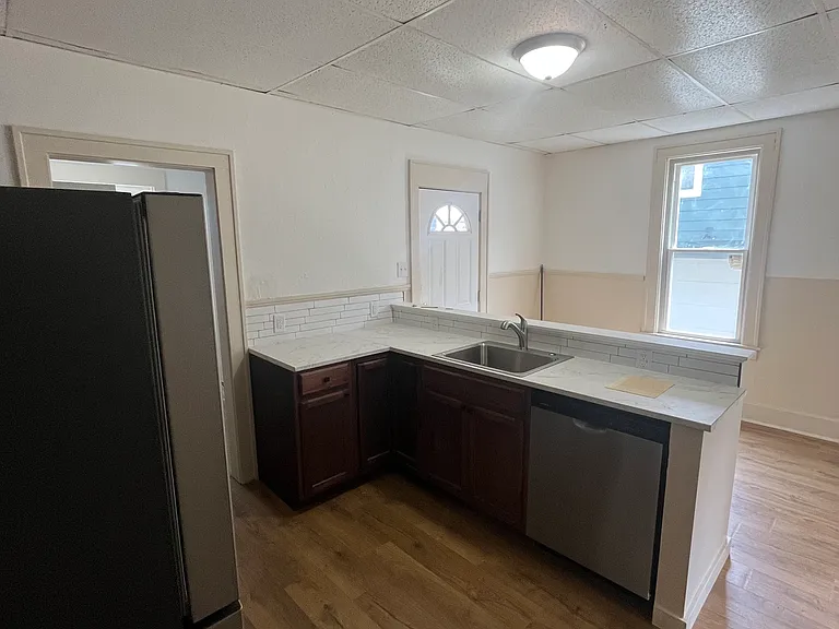1611 Pennsylvania Ave — Photo 10
