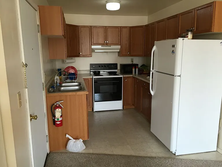 706 Mifflin St #302 — Photo 1