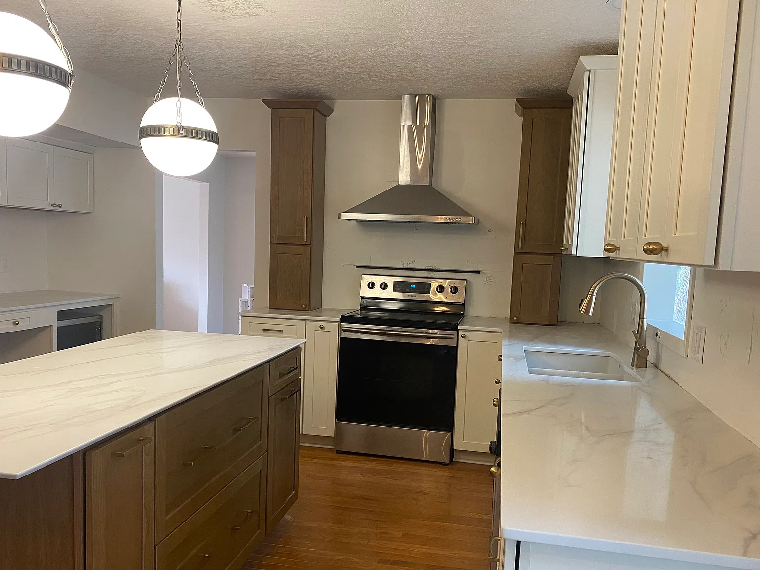 1790 Rio Valley Dr — Photo 2