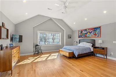 19 Park Ave — Photo 9