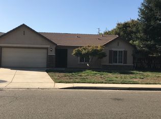 3709 E Hillcrest Ave, Visalia, CA