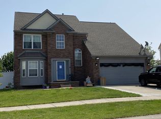 31196 Cedar Ridge Ln #19, Madison Heights, MI 48071