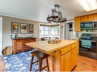 1975 Myrtle Ave W, Tillamook, OR 97141