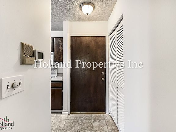 4th image of 8747 SW Brightfield Cir