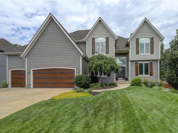 13231 Long St, Overland Park, KS 66213