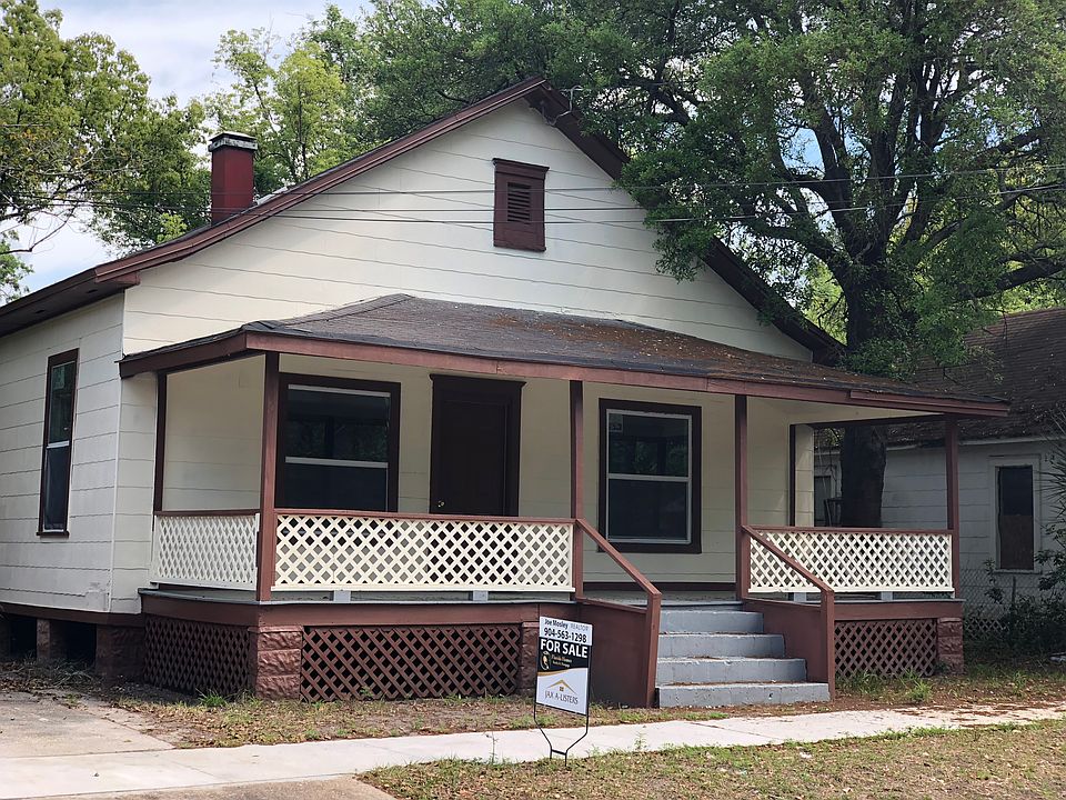 1st image of 1425 E 15th St