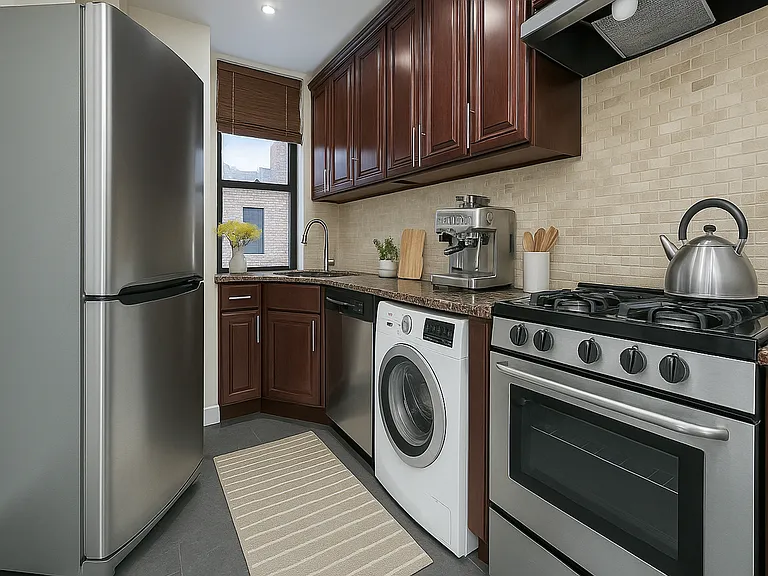 206 W 109th St #3D — Photo 3