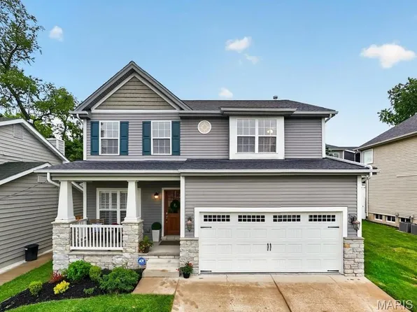 10465 Savannah Ave, Saint Louis, MO 63131