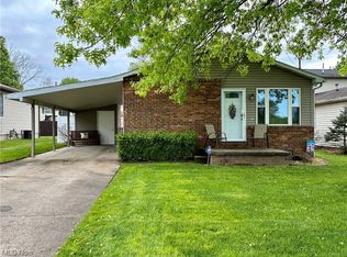 4412 Cypress St, Parkersburg, WV 26104