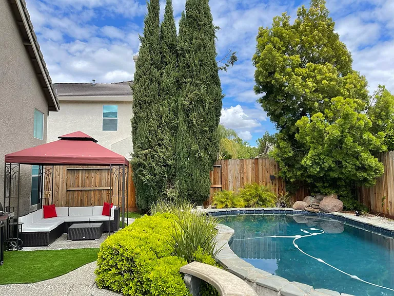 18 Crystal Hill Ct — Photo 57