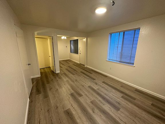 3rd image of 1670 Union St #3