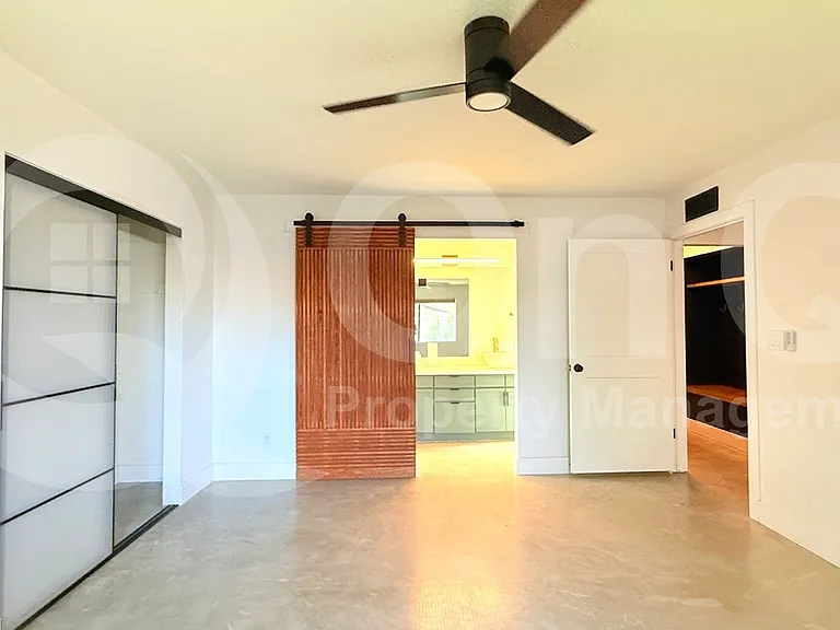 1222 W 13th St — Photo 7