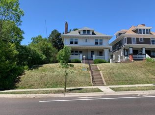 1411 E 4th St, Duluth, MN 55805