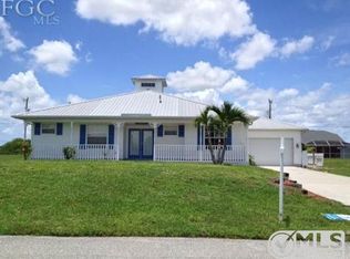 1136 NW 2nd Ave, Cape Coral, FL 33993
