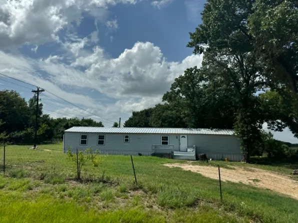 4219 Southern Oaks Rd, Cleburne, TX 76031