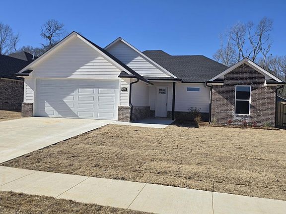 2nd image of 2102 Gavin Dr