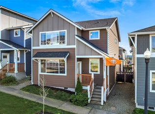 1025 Banyan St, Bremerton, WA 98310