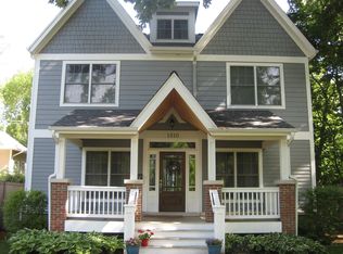 1510 Walnut Ave, Wilmette, IL 60091