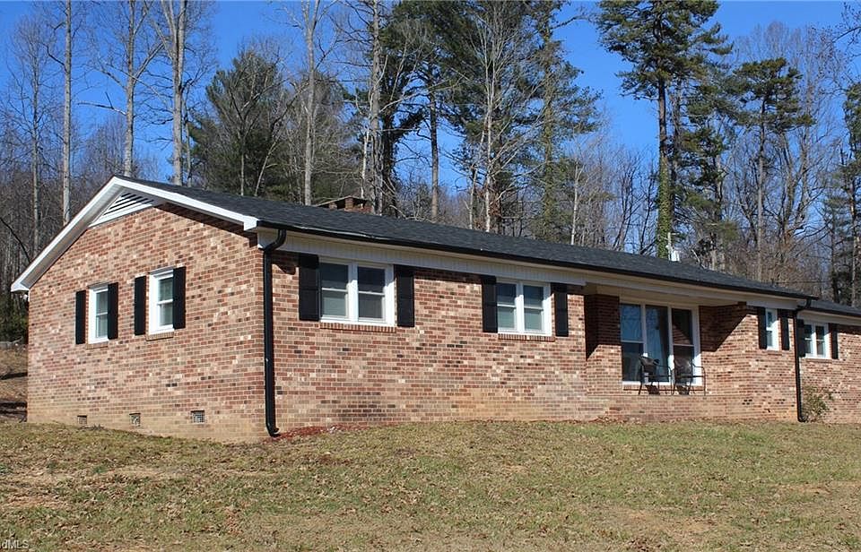 1st image of 621 Elkin Hwy