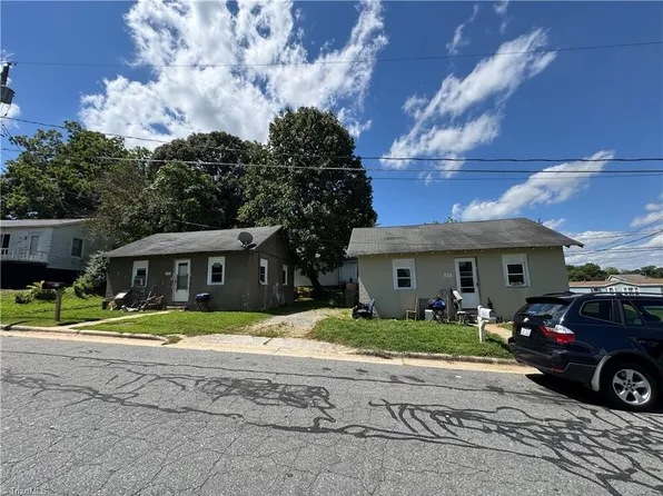 210 N Franklin St, Reidsville, NC 27320