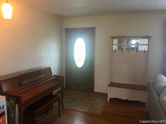 4th image of 16693 Newmansville Ave