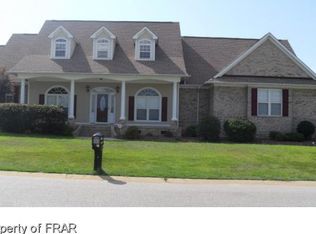 5404 Pride Ln, Hope Mills, NC 28348