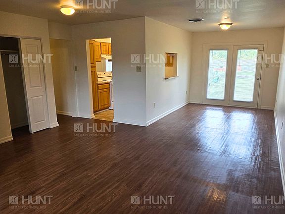 3rd image of 112 Nevada Ave