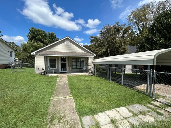 103 E Maryland Ave, Bessemer City, NC 28016