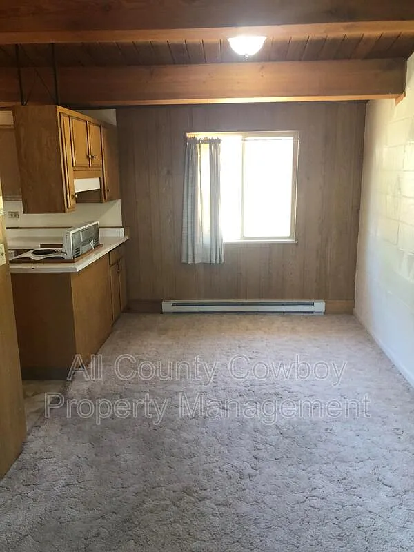 Building Photo - 1000 E Garfield St #7