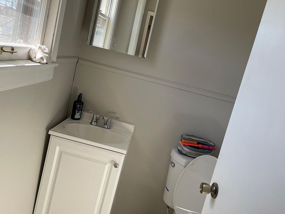 1st image of 309 Center St