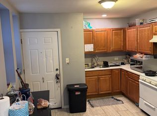 823 S 19th Ave, Maywood, IL