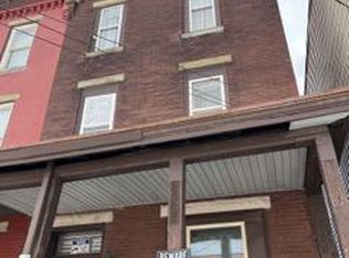 1353 Vernon St, Harrisburg, PA 17104