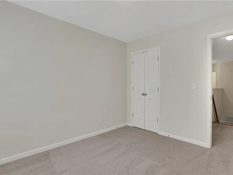 1300 Hopkins Dr — Photo 22